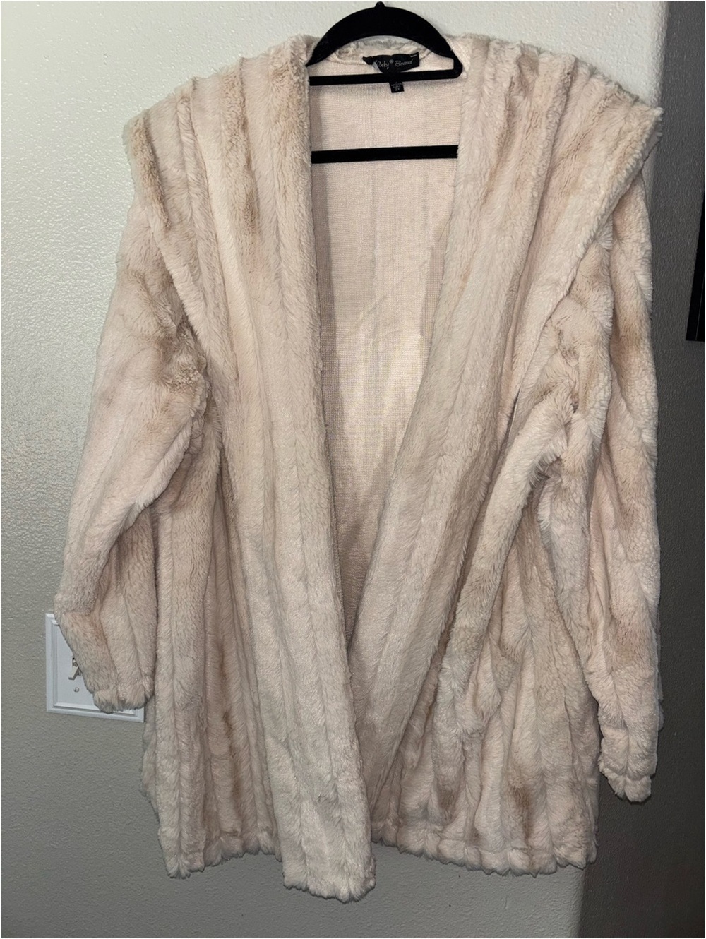 Slinky Brand Faux Fur Open Jacket Plush Beige Plus Size 2X
